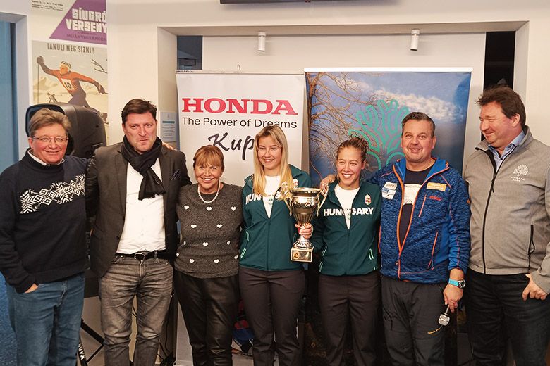 A Honda Kupa 2026 szervezői és a Normafa Látogatóközpont sajtótájékoztatójának előadói.