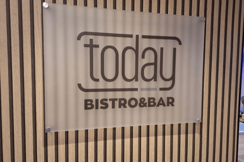 Bistro_Bar